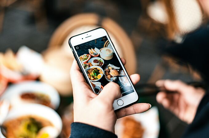 Table manners: Dining out in the age of TikTok